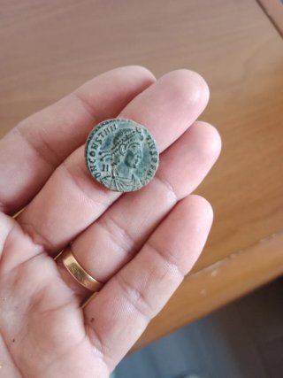 Moneda Romana Antigua de Constantino segundo