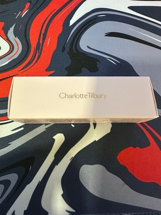 Charlotte Tilbury Hollywood Flawless Filter 5 Tan/