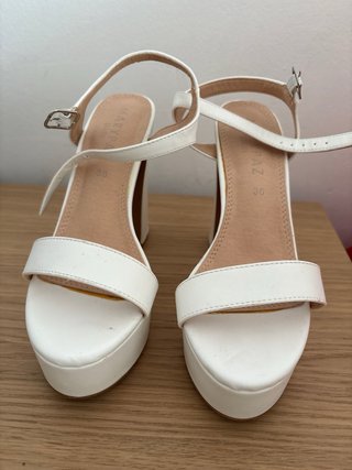 Sandalias de plataforma blancas talla 36