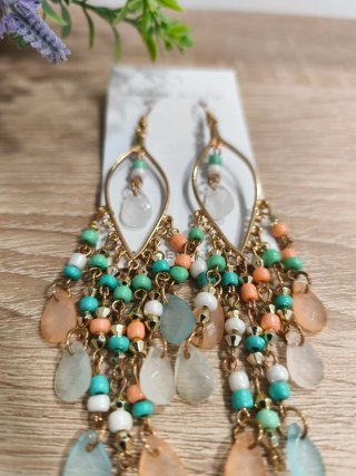 Pendientes largos bisutería dorados