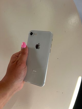 iPhone 8 64GB Plata