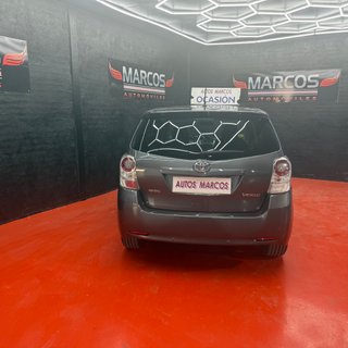 Toyota Verso 2012