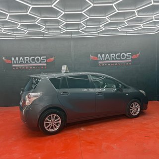 Toyota Verso 2012