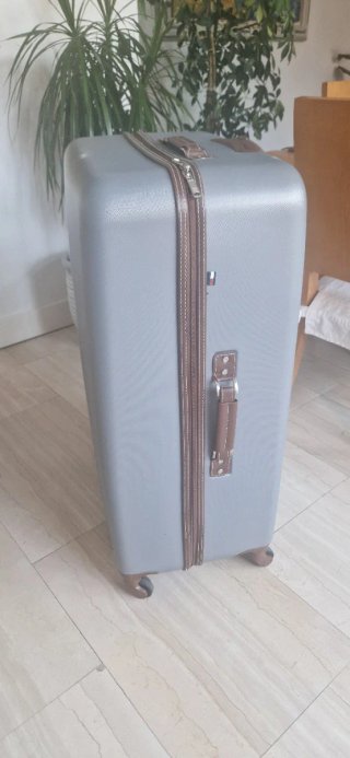 Maleta Tommy Hilfiger Grande Gris