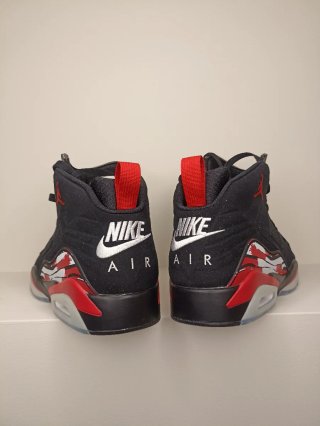 Jordan MVP Black/University Red Zapatillas
