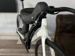 BERRIA BELADOR CARBON 105 G5502