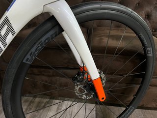 BERRIA BELADOR CARBON 105 G5502