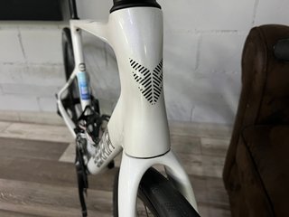 BERRIA BELADOR CARBON 105 G5502