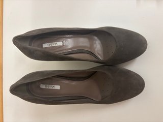 Geox ante tacón D Marian j gris