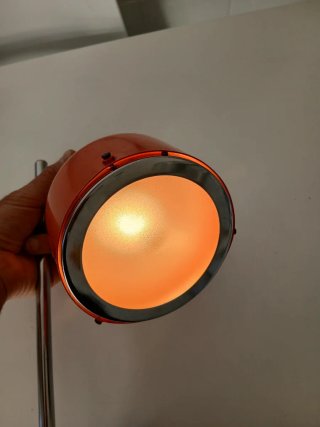 Lampada da tavolo vintage rossa