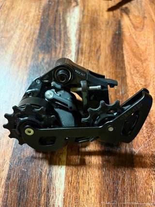 Grupo semi completo SRAM FORCE D2 2024