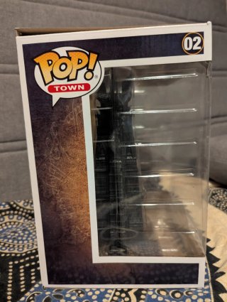 Funko Pop! Lurtz con Orthanc 02
