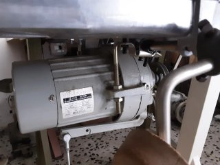 Máquina de coser FOMAX