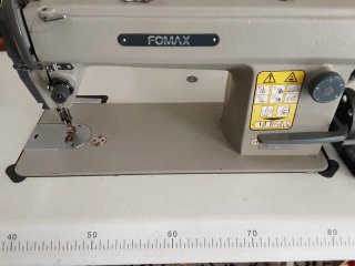 Máquina de coser FOMAX