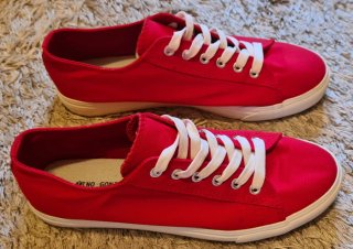 Zapatillas rojas de lona Tino González talla 41