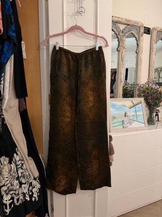 Traje Zara Chaqueta y Pantalón Estampado