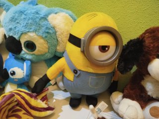 Lote 12 peluches variados cine y fantasia