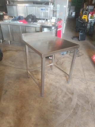 Mesa de acero inoxidable