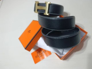 Cinturón Hermès Negro Hebilla Dorada