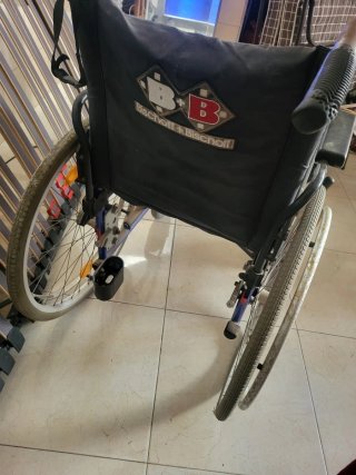 Silla de ruedas plegable