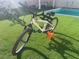 Bicicleta infantil Rockrider 20 blanca