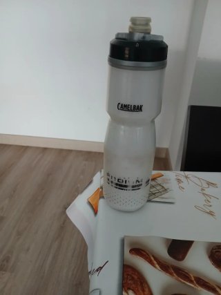 Bidón Camelbak para bici isotermico