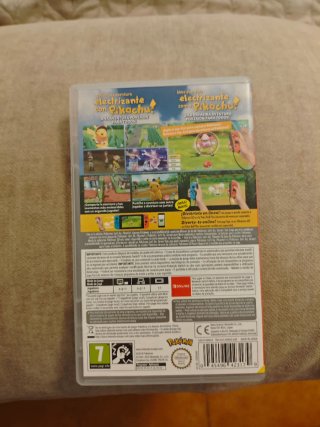 Pokemon Let's Go Pikachu! Nintendo Switch