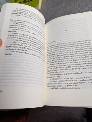 Mil soles esplendidos/ A Thousand Splendid Suns
