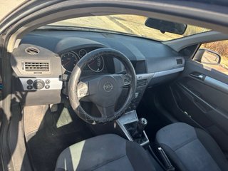 Opel Astra H 2005