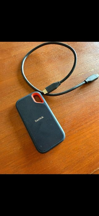 SanDisk Extreme Portátil SSD 2TB de Segunda mano por 175 EUR en