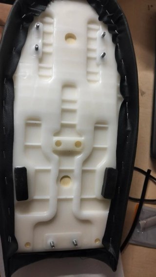Asiento Moto Clásica Negro Recién Tapizado