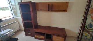 Mueble de salón madera y cristal