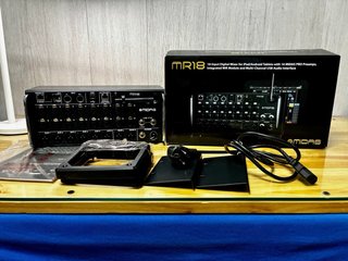 Midas MR18 + Kit Rack + Caja Original