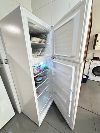 Frigorífico blanco OK. OFK 130 T-N