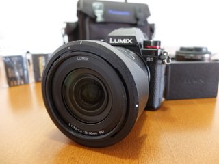 Panasonic Lumix S5 Cámara + Accesorios