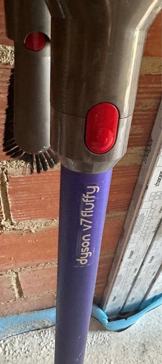 Dyson V7 Fluffy Aspirador sin Cable