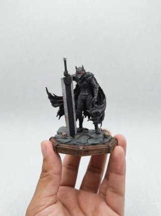 Figura Guts Armadura Berserk