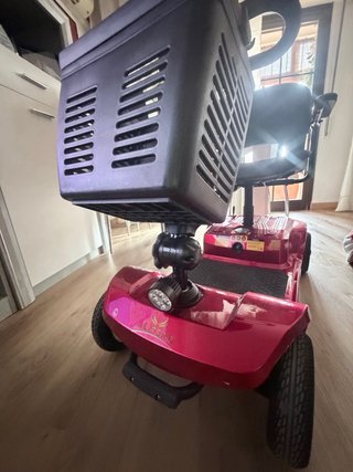 Scooter Eléctrico Compacto para Mayores