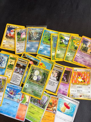 Lotto carte Pokemon vintage + Tin