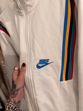 Sudadera Nike Blanca Bordada Vintage