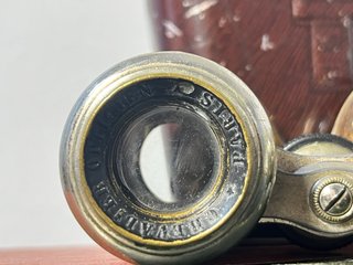 Anteojos franceses de hierro y cuero siglo XX