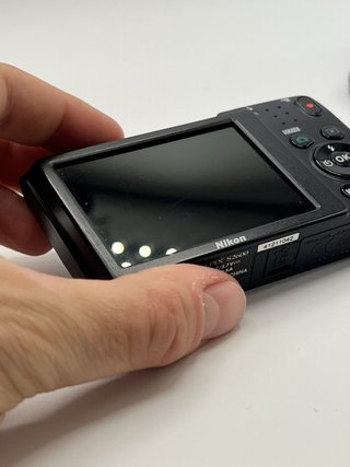 Nikon COOLPIX S2600 14MP Digital Camera Black