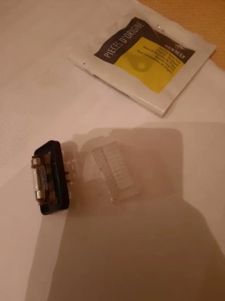 Renault 12 piloto luz maletero