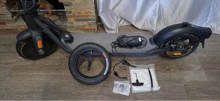 Patinete Eléctrico Negro