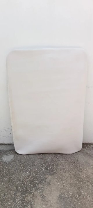 Somier de estructura metálica con 4 patas de mader
