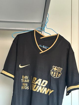 Camiseta Bad Bunny World Tour 2026 x Barcelon