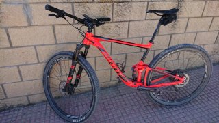 Bicicleta MTB Giant Anthem Roja Talla M