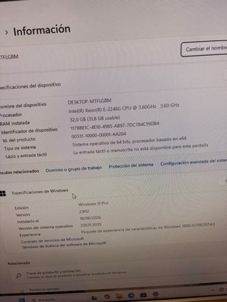 Servidor Lenovo ThinkStation Negro