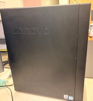 Servidor Lenovo ThinkStation Negro