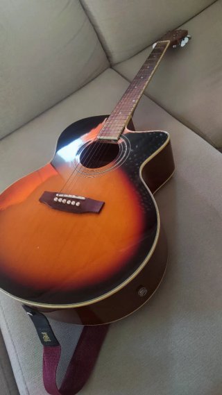 Guitarra Electroacústica Sunburst